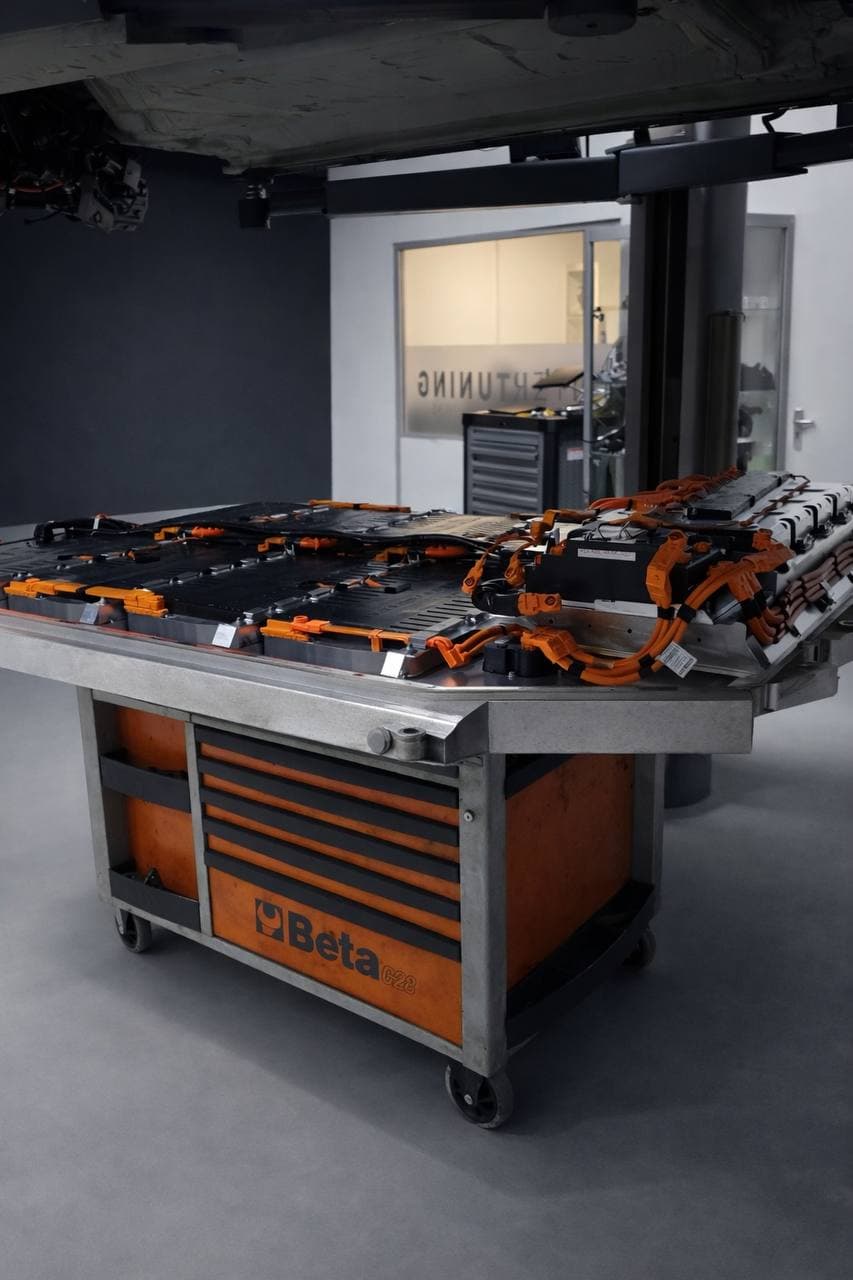 Codering, programmeren en activeringen bij Intertuning.